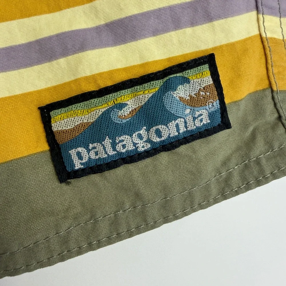 Patagonia Wavefarer Boardshorts 19